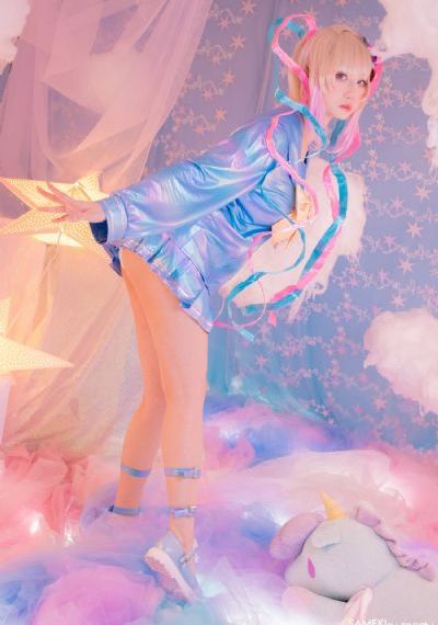 主人扒开女仆往里面灌水_BD英语日韩免费观看