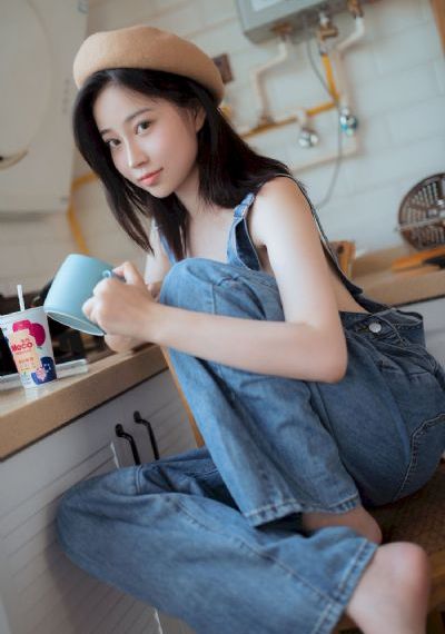 色多多欧美_HD在线视频观看