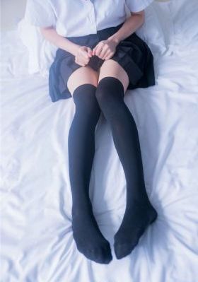 国产成人精品无码一区二区蜜柚_720电视剧在线观看