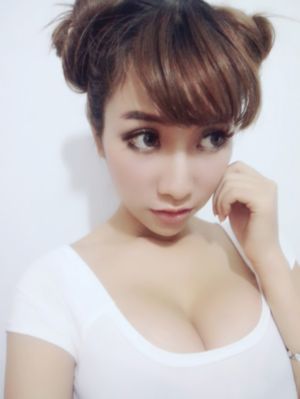 陈雅伦的电影在线观看免费_国产剧电影完整版在线观看