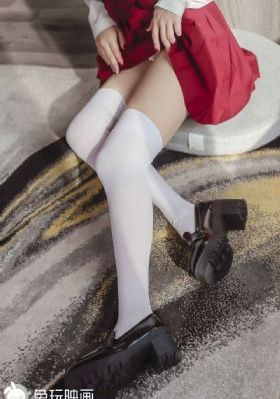 美女的小蜜桃2伦理片在线播放_蓝光超清免费观看