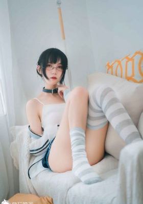 成人漫画在线观看无删减免费_BD英语HD在线观看