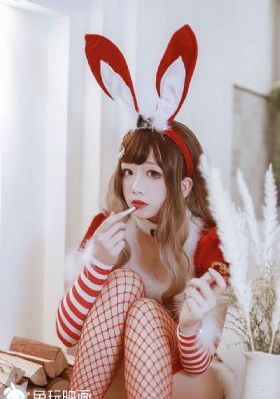 熟妇人妻丰满人妇中文字幕_超清超清免费观看