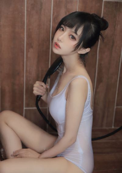 麻麻扒开让我弄_HD电影在线观看