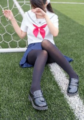 紧身超短裙爆乳喷水美女视频_DVD神马在线观看