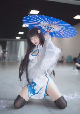 变态同桌让我赤裸憋尿_DVD免费观看超清